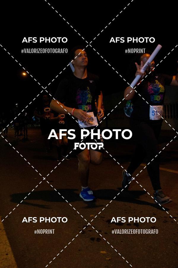 Compra tus fotos del eventoNeon Night Run 2019 - Belo Horizonte En Fotop