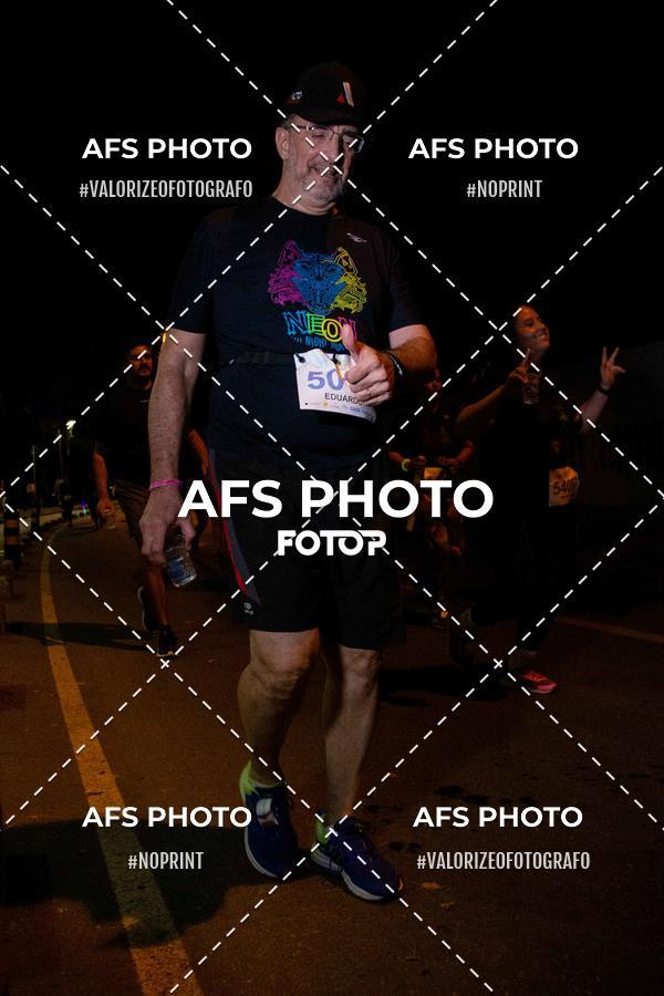 Compra tus fotos del eventoNeon Night Run 2019 - Belo Horizonte En Fotop