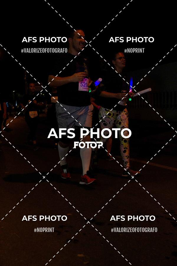Compra tus fotos del eventoNeon Night Run 2019 - Belo Horizonte En Fotop