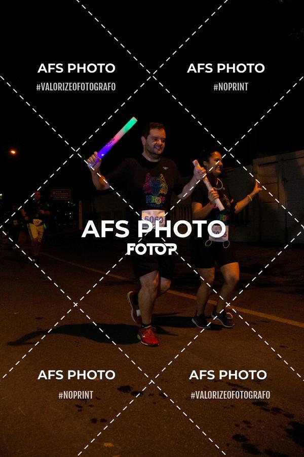 Compre suas fotos do eventoNeon Night Run 2019 - Belo Horizonte no Fotop