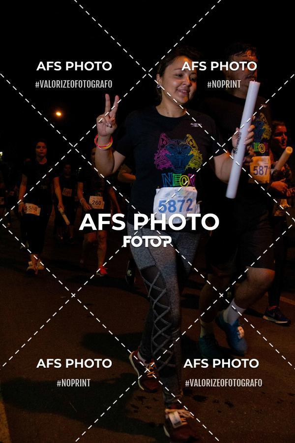 Compre suas fotos do eventoNeon Night Run 2019 - Belo Horizonte no Fotop