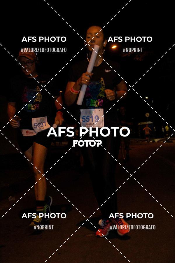 Compra tus fotos del eventoNeon Night Run 2019 - Belo Horizonte En Fotop