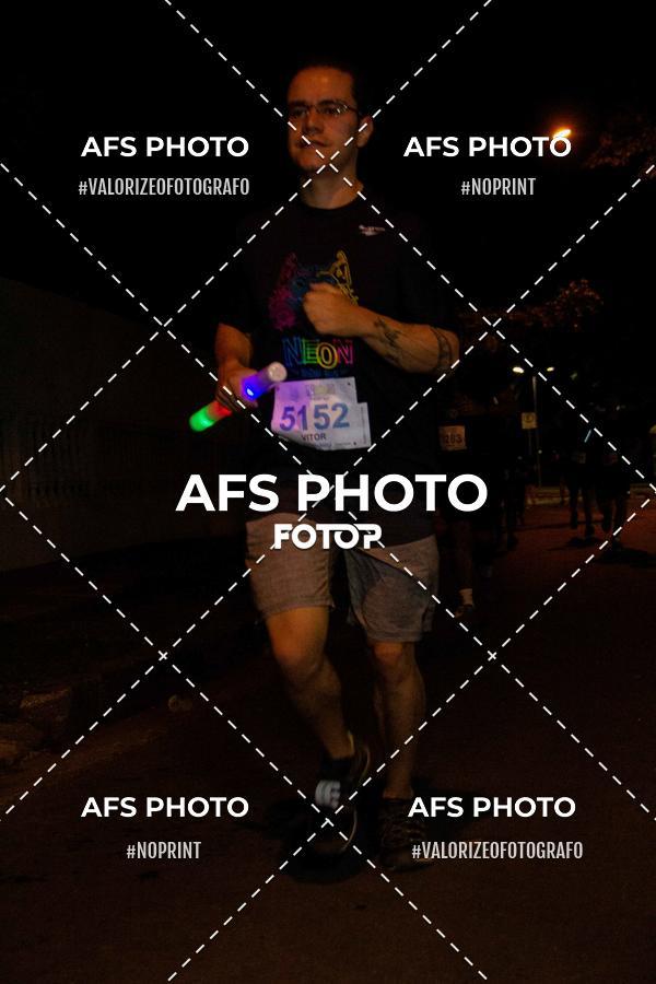 Compra tus fotos del eventoNeon Night Run 2019 - Belo Horizonte En Fotop