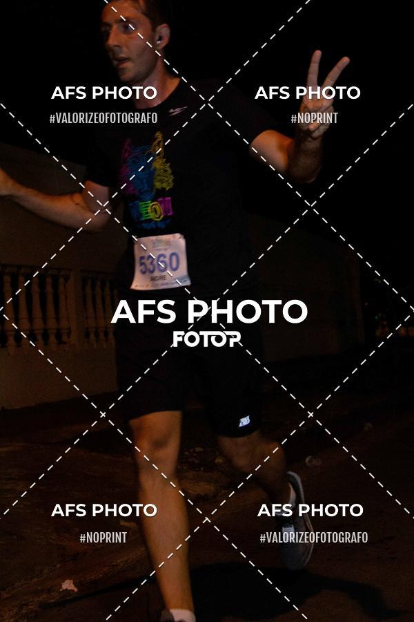 Compra tus fotos del eventoNeon Night Run 2019 - Belo Horizonte En Fotop