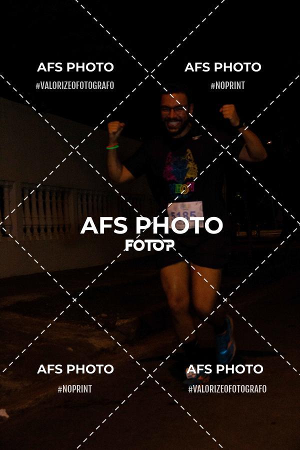 Compra tus fotos del eventoNeon Night Run 2019 - Belo Horizonte En Fotop