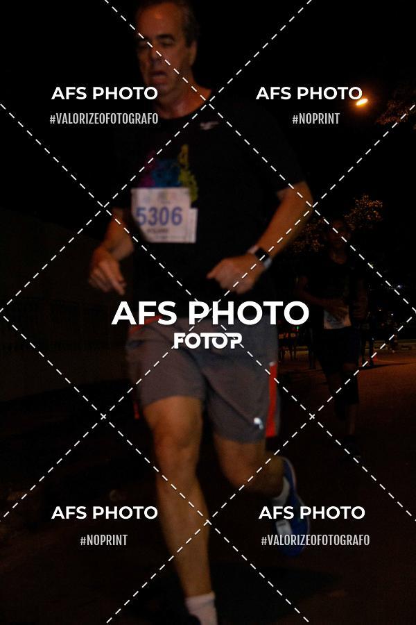 Acquista le foto dell'eventoNeon Night Run 2019 - Belo Horizonte in Fotop