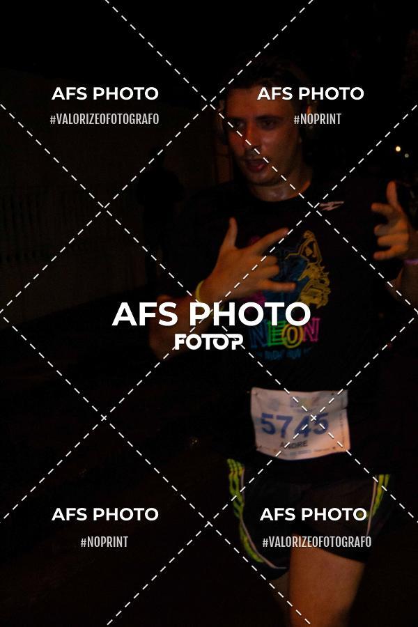 Acquista le foto dell'eventoNeon Night Run 2019 - Belo Horizonte in Fotop