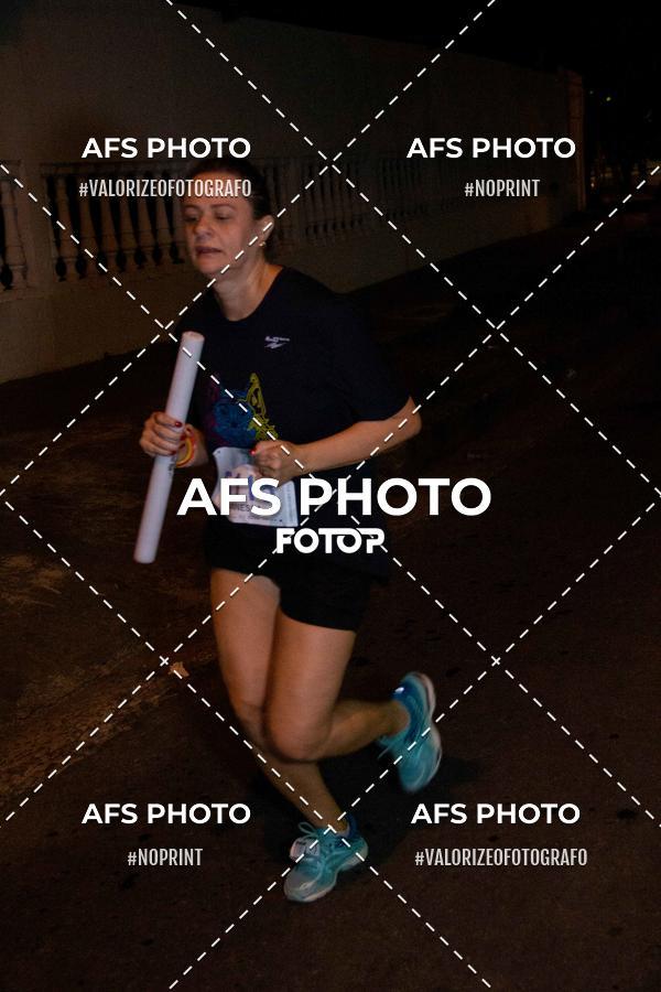 Achetez vos photos de l'vnementNeon Night Run 2019 - Belo Horizonte sur Fotop