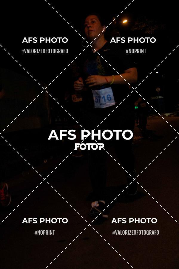 Achetez vos photos de l'vnementNeon Night Run 2019 - Belo Horizonte sur Fotop