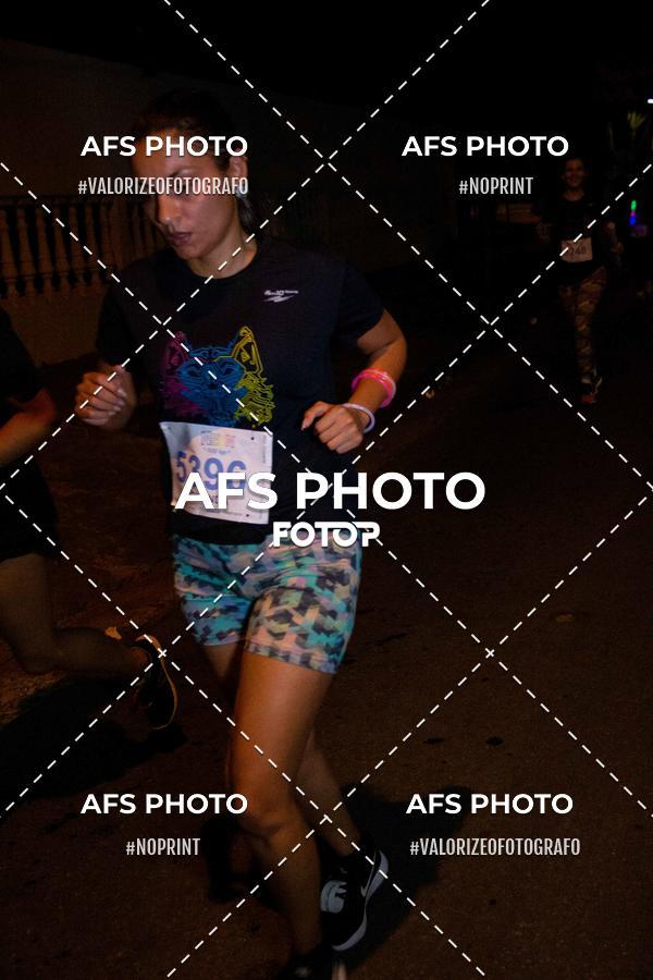Compra tus fotos del eventoNeon Night Run 2019 - Belo Horizonte En Fotop