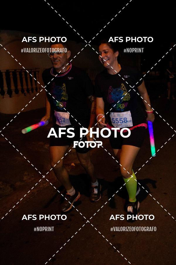 Compra tus fotos del eventoNeon Night Run 2019 - Belo Horizonte En Fotop