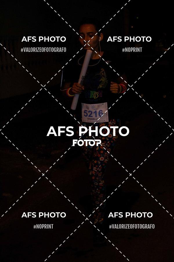 Compra tus fotos del eventoNeon Night Run 2019 - Belo Horizonte En Fotop