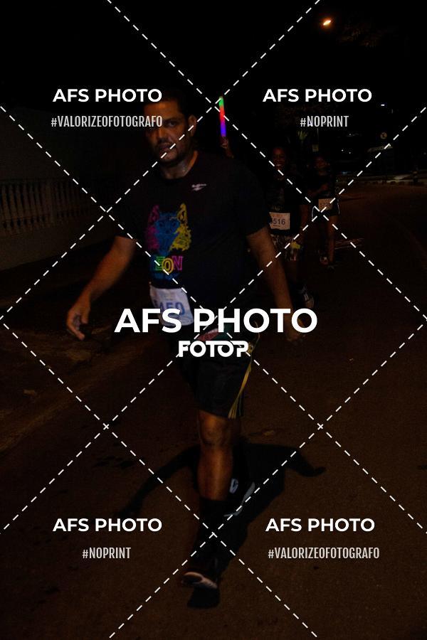 Achetez vos photos de l'vnementNeon Night Run 2019 - Belo Horizonte sur Fotop