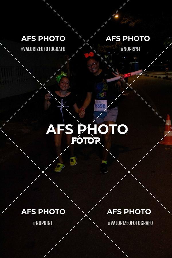 Achetez vos photos de l'vnementNeon Night Run 2019 - Belo Horizonte sur Fotop