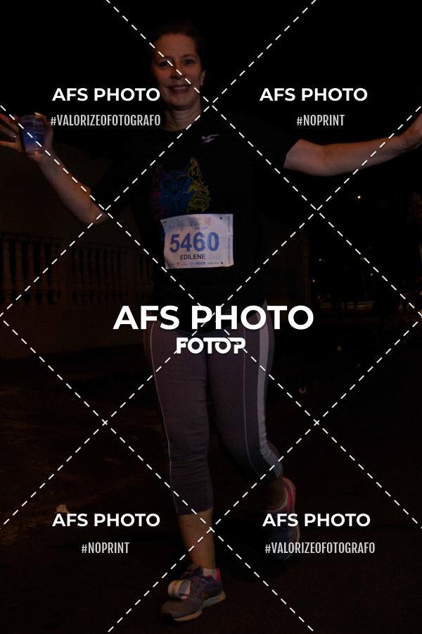 Achetez vos photos de l'vnementNeon Night Run 2019 - Belo Horizonte sur Fotop