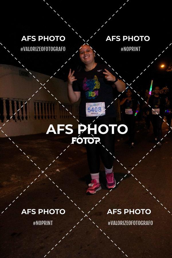 Achetez vos photos de l'vnementNeon Night Run 2019 - Belo Horizonte sur Fotop