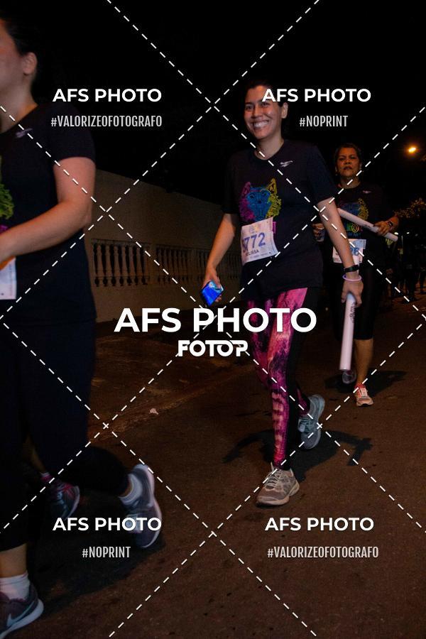 Achetez vos photos de l'vnementNeon Night Run 2019 - Belo Horizonte sur Fotop