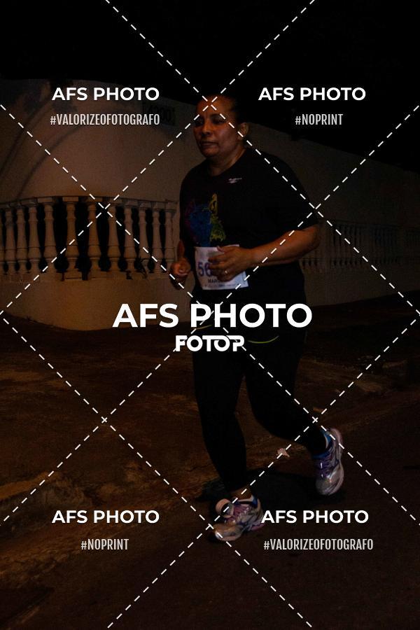 Achetez vos photos de l'vnementNeon Night Run 2019 - Belo Horizonte sur Fotop