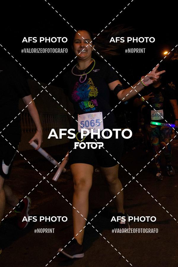 Acquista le foto dell'eventoNeon Night Run 2019 - Belo Horizonte in Fotop