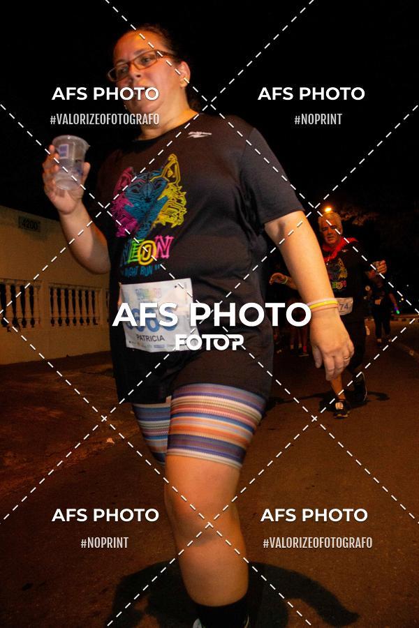 Acquista le foto dell'eventoNeon Night Run 2019 - Belo Horizonte in Fotop