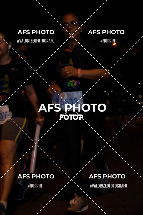 Acquista le foto dell'eventoNeon Night Run 2019 - Belo Horizonte in Fotop