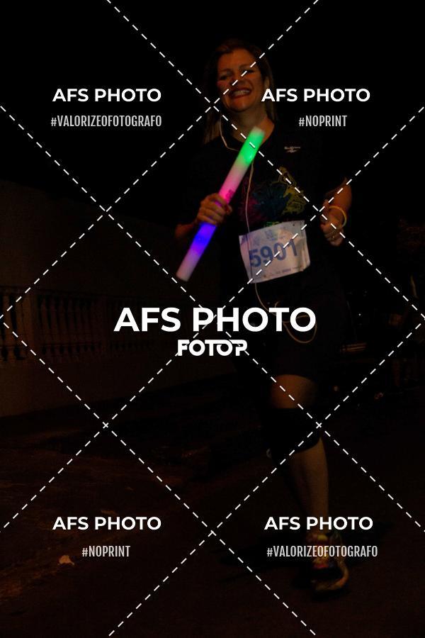 Acquista le foto dell'eventoNeon Night Run 2019 - Belo Horizonte in Fotop