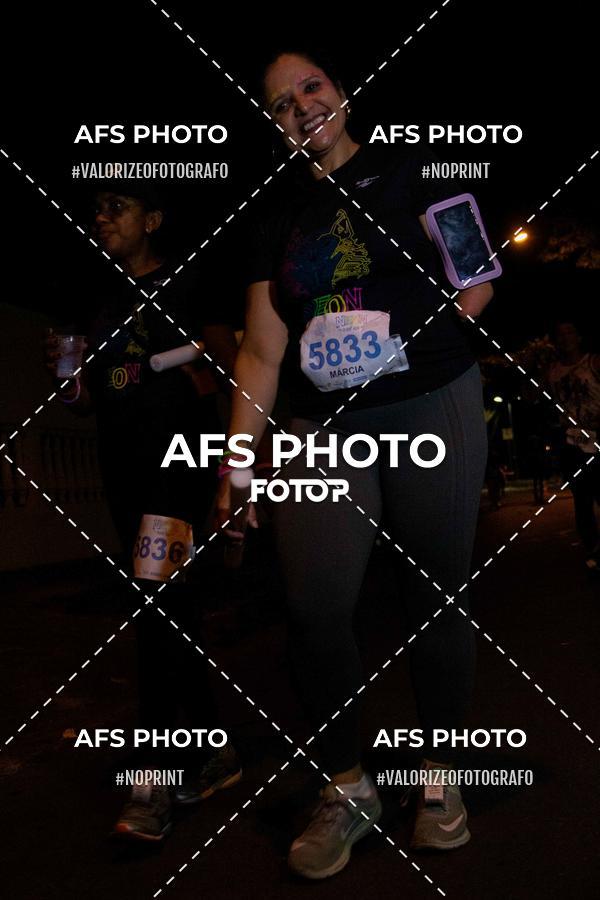 Acquista le foto dell'eventoNeon Night Run 2019 - Belo Horizonte in Fotop