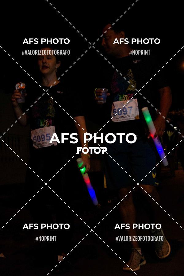 Compra tus fotos del eventoNeon Night Run 2019 - Belo Horizonte En Fotop