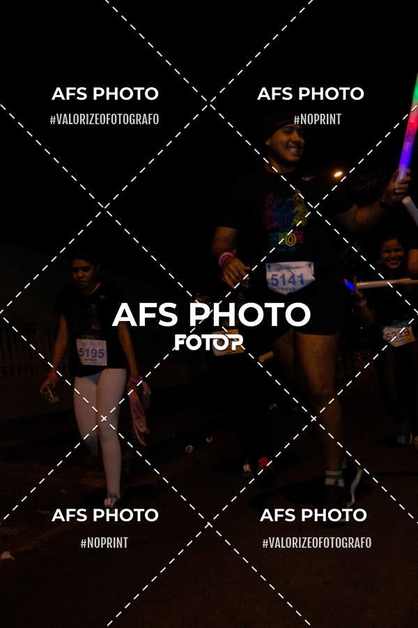 Compra tus fotos del eventoNeon Night Run 2019 - Belo Horizonte En Fotop