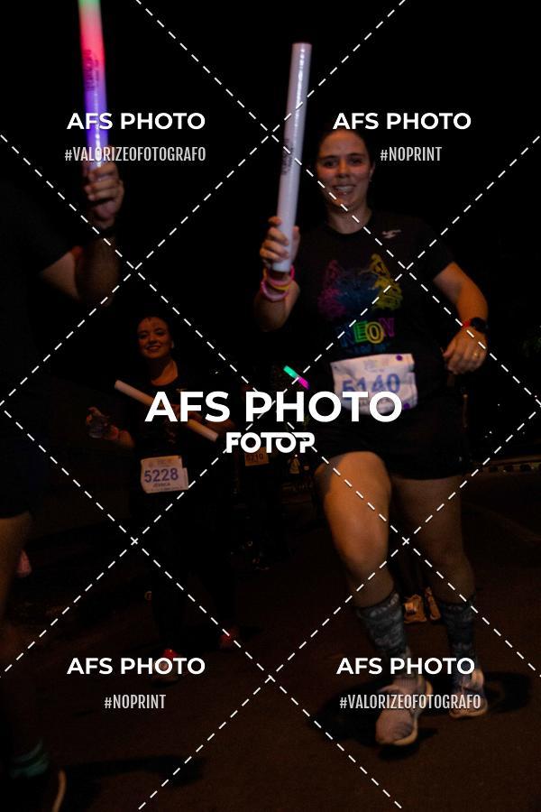 Compra tus fotos del eventoNeon Night Run 2019 - Belo Horizonte En Fotop
