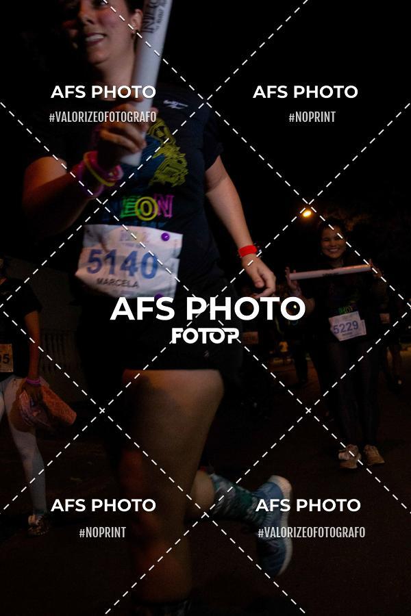 Compra tus fotos del eventoNeon Night Run 2019 - Belo Horizonte En Fotop