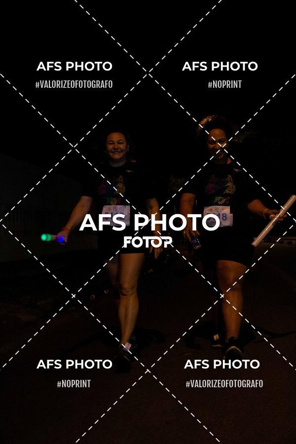 Compra tus fotos del eventoNeon Night Run 2019 - Belo Horizonte En Fotop