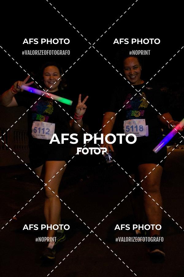 Compra tus fotos del eventoNeon Night Run 2019 - Belo Horizonte En Fotop