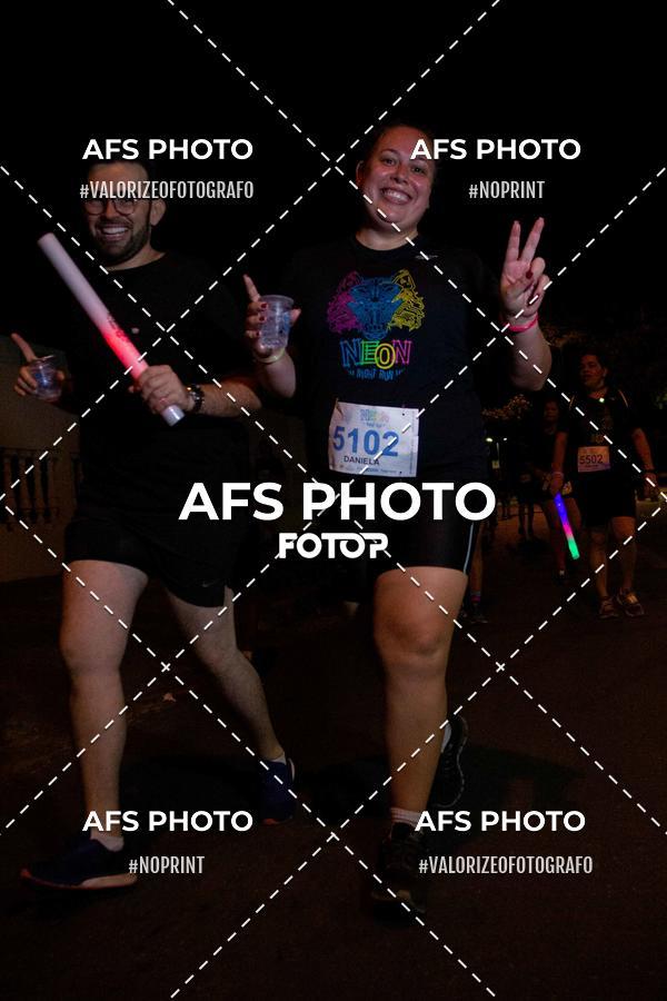 Compre suas fotos do eventoNeon Night Run 2019 - Belo Horizonte no Fotop