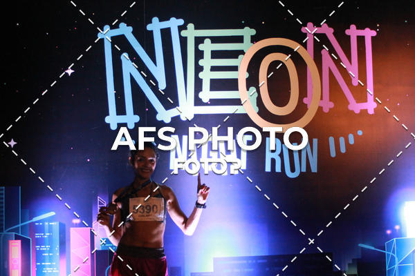 Compra tus fotos del eventoNeon Night Run 2019 - Belo Horizonte En Fotop