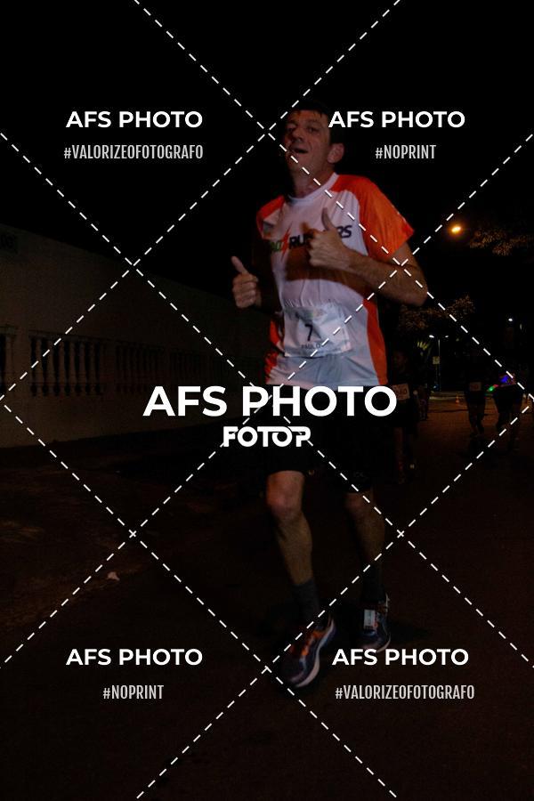 Compre suas fotos do eventoNeon Night Run 2019 - Belo Horizonte no Fotop