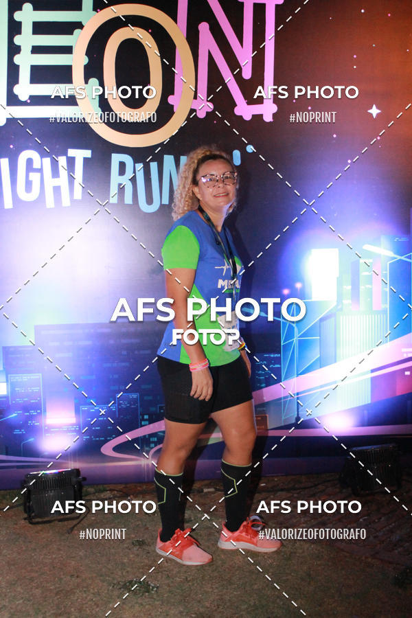 Buy your photos of the eventNeon Night Run 2019 - Belo Horizonte on Fotop