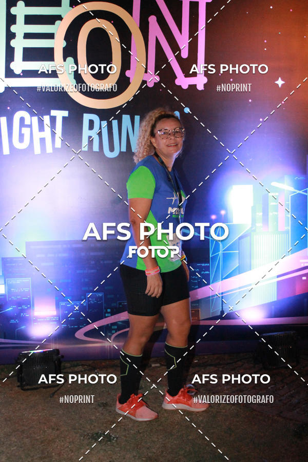 Buy your photos of the eventNeon Night Run 2019 - Belo Horizonte on Fotop