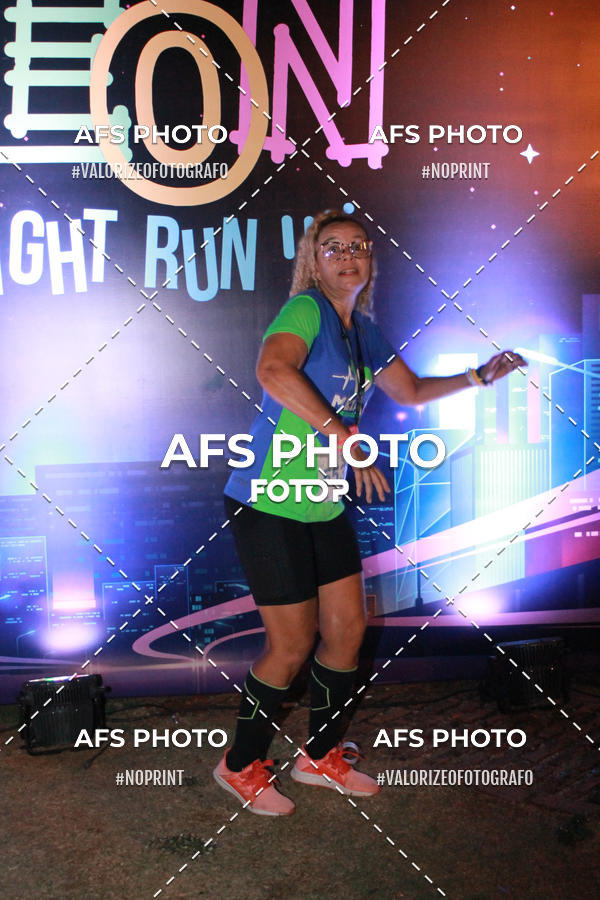 Buy your photos of the eventNeon Night Run 2019 - Belo Horizonte on Fotop