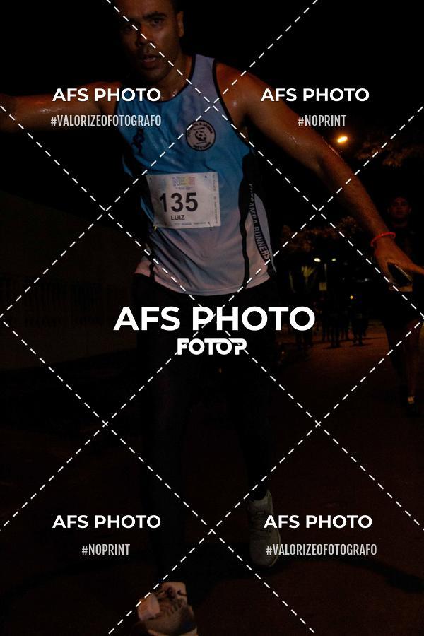 Compra tus fotos del eventoNeon Night Run 2019 - Belo Horizonte En Fotop