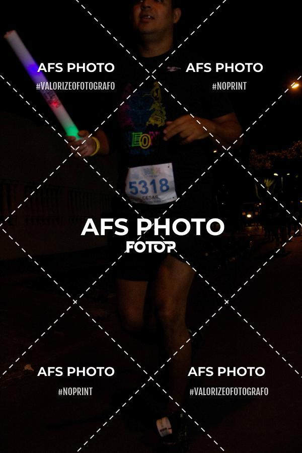 Compra tus fotos del eventoNeon Night Run 2019 - Belo Horizonte En Fotop