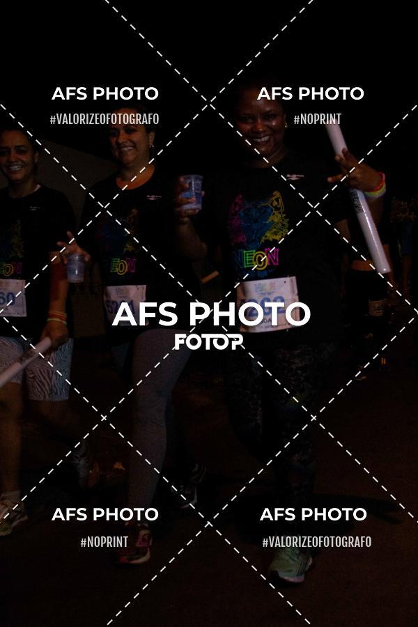Compra tus fotos del eventoNeon Night Run 2019 - Belo Horizonte En Fotop