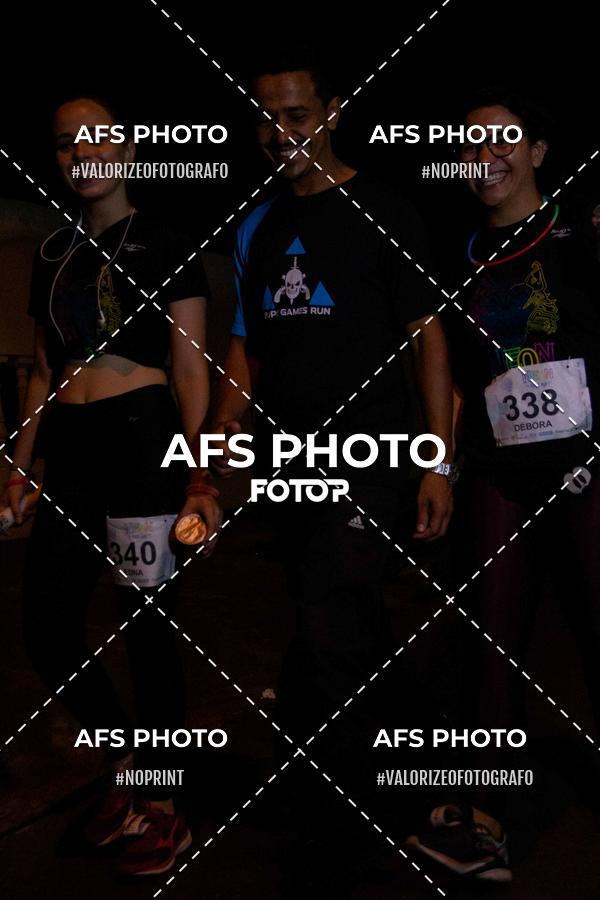 Compra tus fotos del eventoNeon Night Run 2019 - Belo Horizonte En Fotop