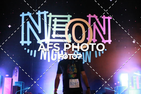 Compra tus fotos del eventoNeon Night Run 2019 - Belo Horizonte En Fotop