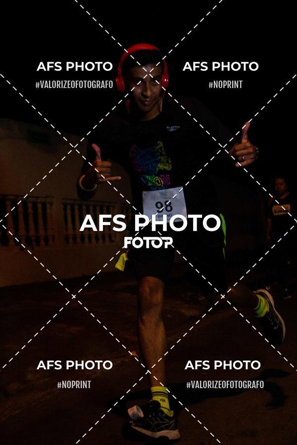 Compra tus fotos del eventoNeon Night Run 2019 - Belo Horizonte En Fotop