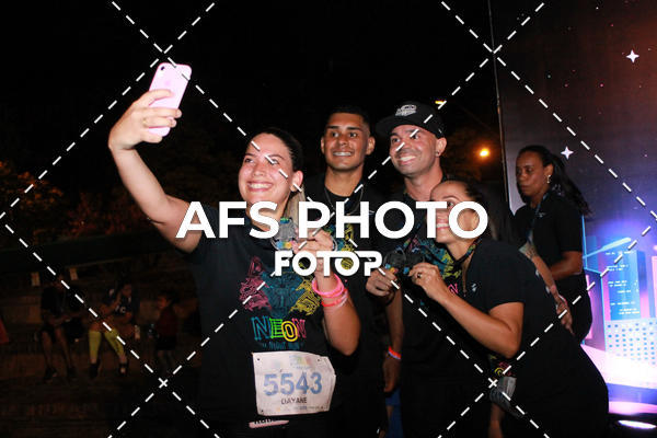 Compre suas fotos do eventoNeon Night Run 2019 - Belo Horizonte no Fotop