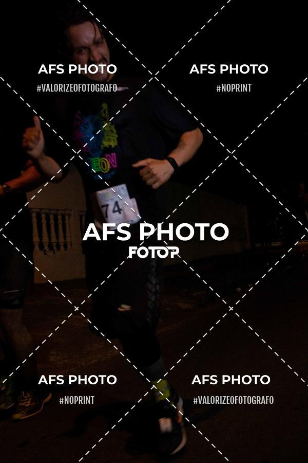 Compra tus fotos del eventoNeon Night Run 2019 - Belo Horizonte En Fotop