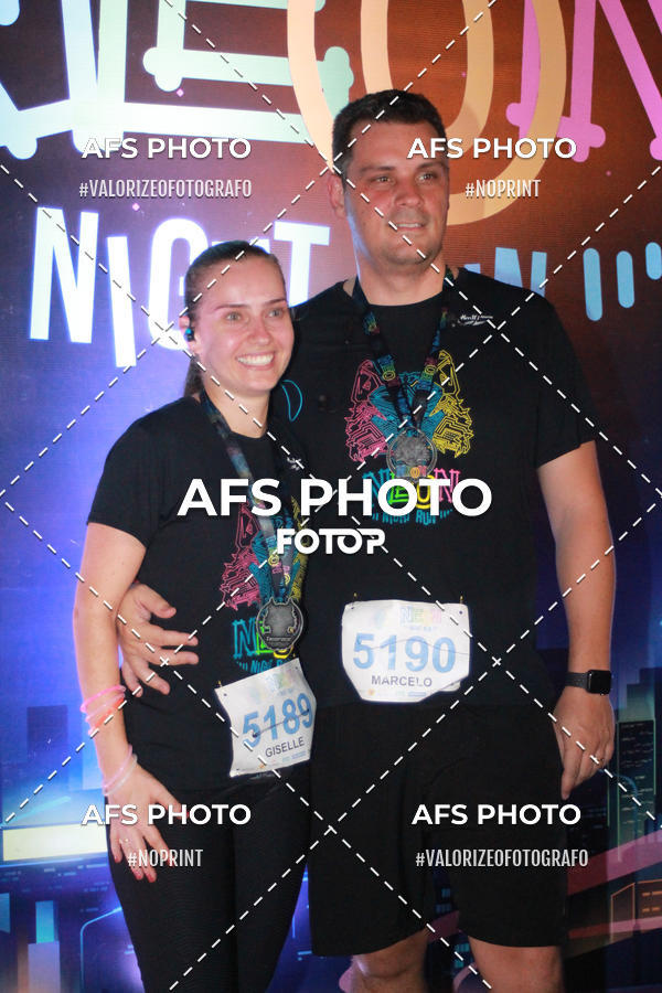 Compre suas fotos do eventoNeon Night Run 2019 - Belo Horizonte no Fotop