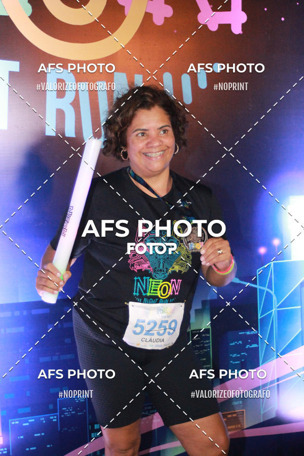 Compre suas fotos do eventoNeon Night Run 2019 - Belo Horizonte no Fotop