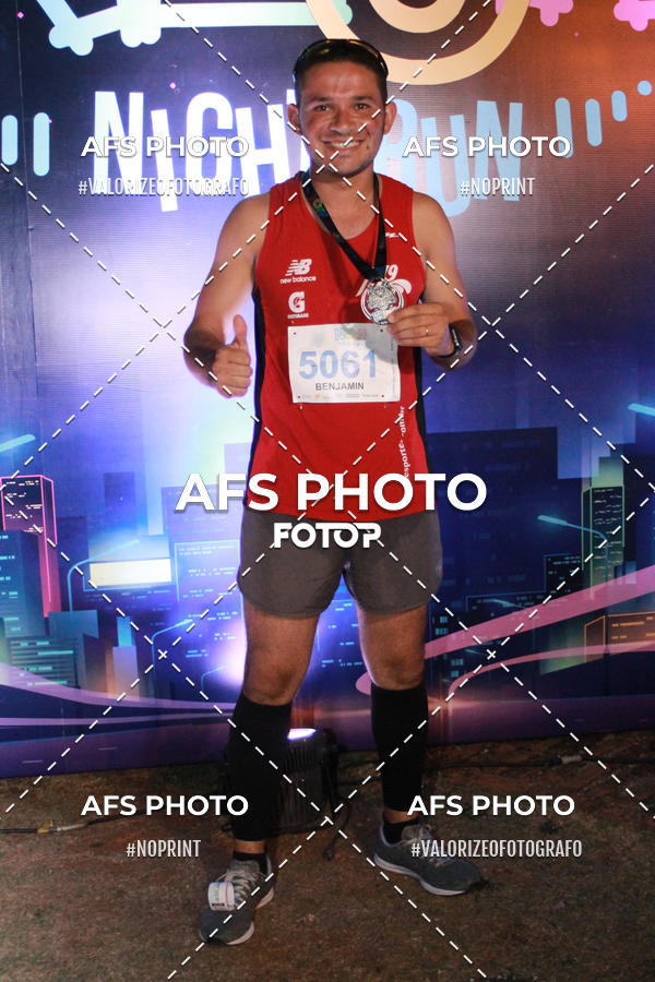 Compre suas fotos do eventoNeon Night Run 2019 - Belo Horizonte no Fotop